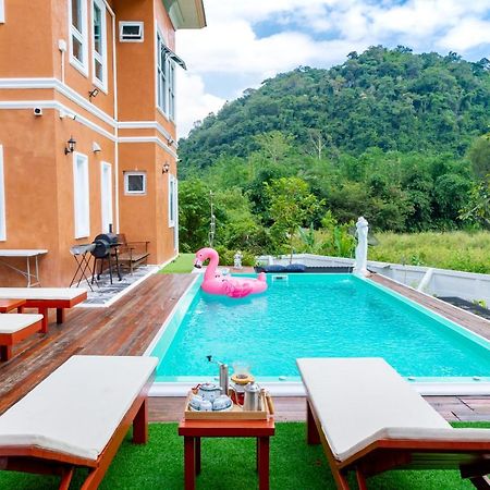 Chateau De Luxi Khao Yai - ชาโตว์ เดอ ลูซี่ เขาใหญ่ Villa Mu Si Bagian luar foto