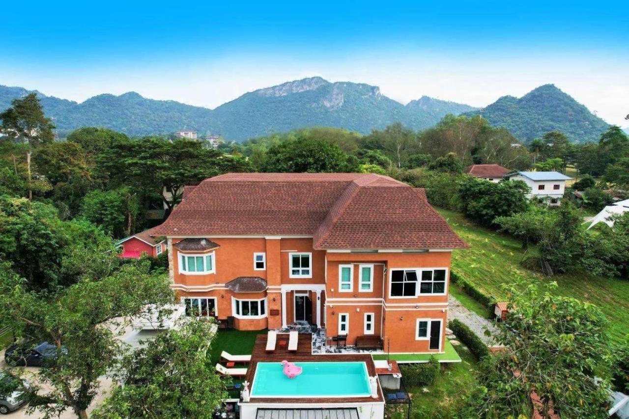 Chateau De Luxi Khao Yai - ชาโตว์ เดอ ลูซี่ เขาใหญ่ Villa Mu Si Bagian luar foto